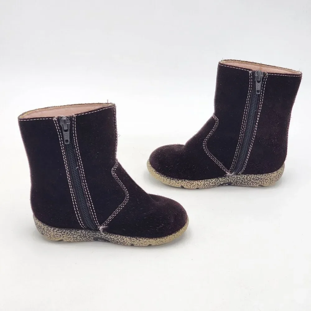 OshKosh B'Gosh GenuineKids Y2K Flower Heart Suede Leather Boots Toddler's Size 8